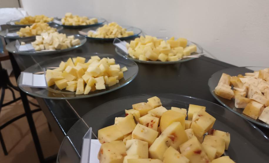 Produtora de Dois Vizinhos vence o Prêmio Expobel de Queijos Coloniais do Sudoeste