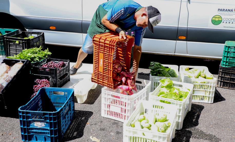 Programa Compra Direta Paraná inicia as primeiras entregas de alimentos