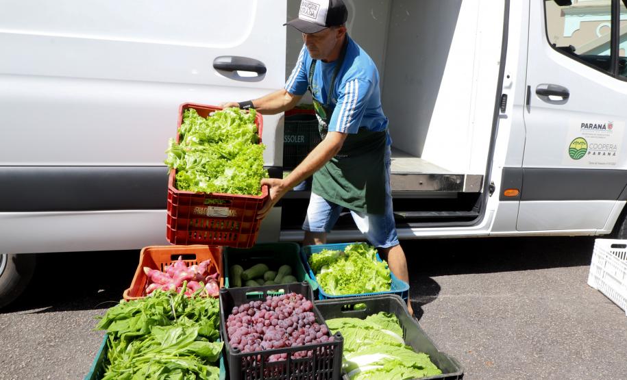Programa Compra Direta Paraná inicia as primeiras entregas de alimentos