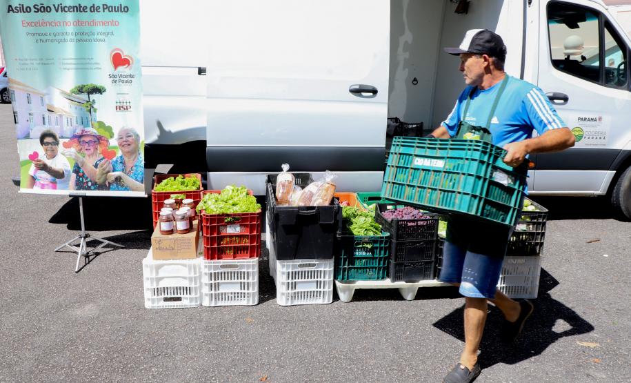 Programa Compra Direta Paraná inicia as primeiras entregas de alimentos