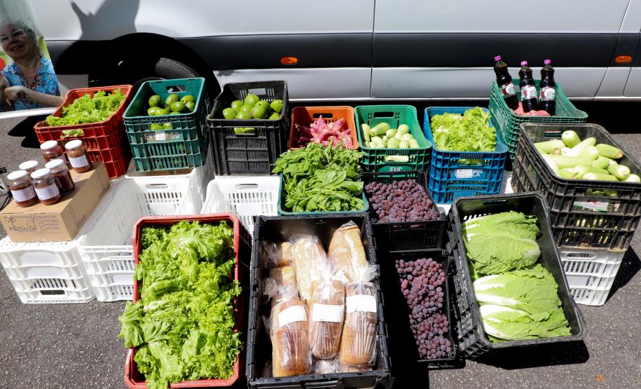 Programa Compra Direta Paraná inicia as primeiras entregas de alimentos