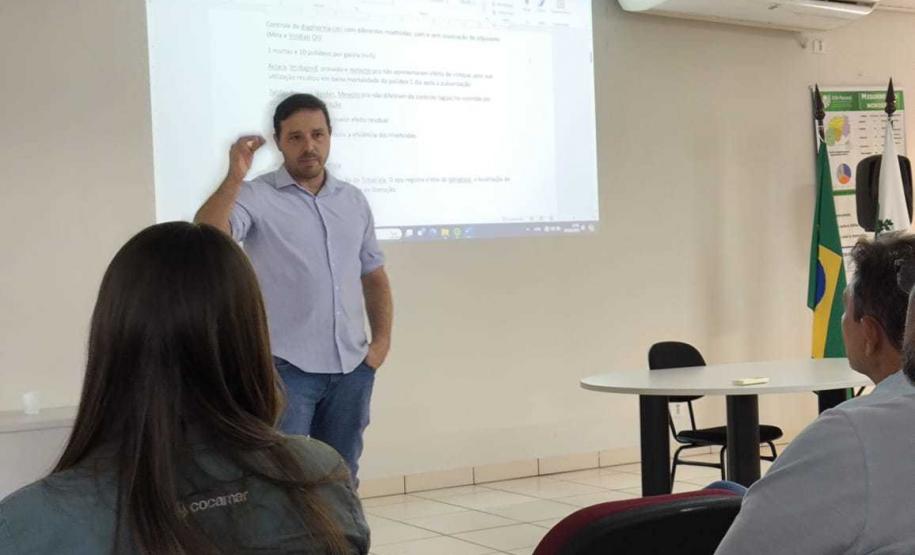 Adapar leva à ExpoLondrina 2024 programação sobre combate ao greening e biosseguridade na avicultura