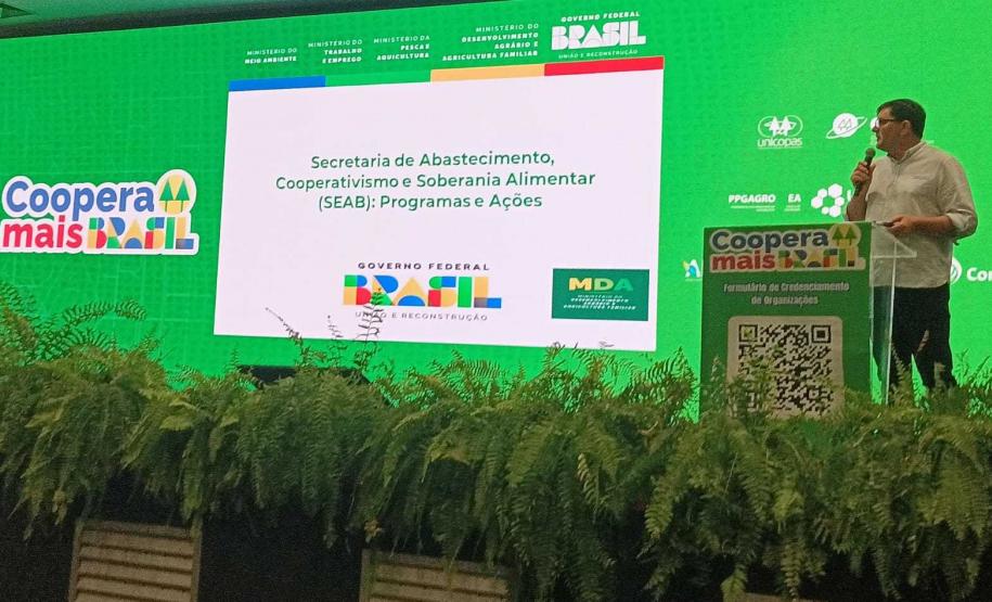 Estado apresenta programa Coopera Paraná em evento nacional
