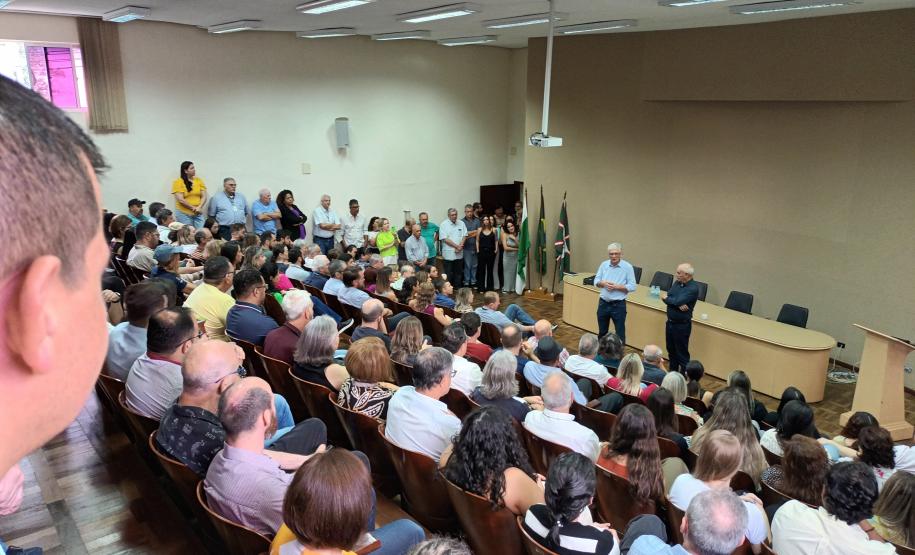 Encontro com servidores marca despedida de Ortigara e apresentação de Natalino de Souza como novo secretário