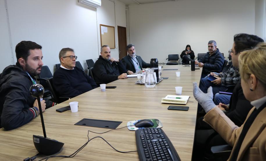 Grupo de Trabalho discute ações para prevenção e monitoramento da nova vespa-da-madeira