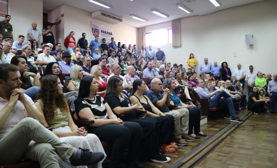 Encontro com servidores marca despedida de Ortigara e apresentação de Natalino de Souza como novo secretário