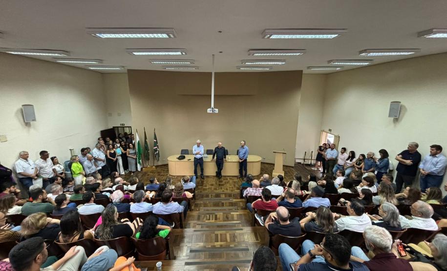 Encontro com servidores marca despedida de Ortigara e apresentação de Natalino de Souza como novo secretário