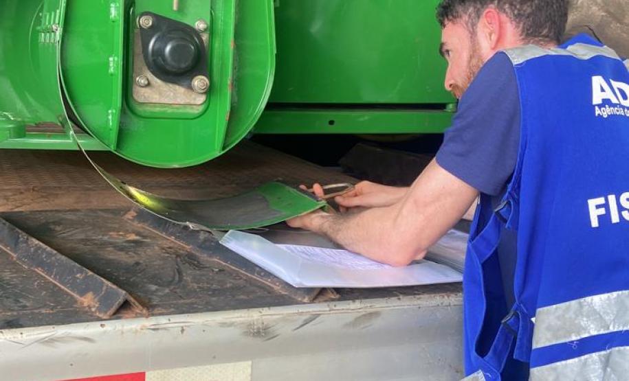 Para prevenir pragas, Adapar normatiza acesso de máquinas agrícolas ao Paraná