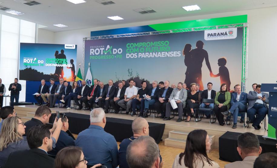 Rota do Progresso: Paraná disponibiliza R$ 2,5 bilhões para desenvolvimento de municípios