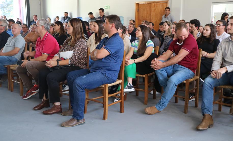 Cooperativa de Rebouças inaugura Centro de Processamento de Alimentos com apoio do Estado
