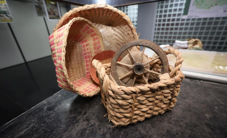 Em comemoração aos 80 anos de história, Secretaria da Agricultura lança exposição no Arquivo Público do Paraná