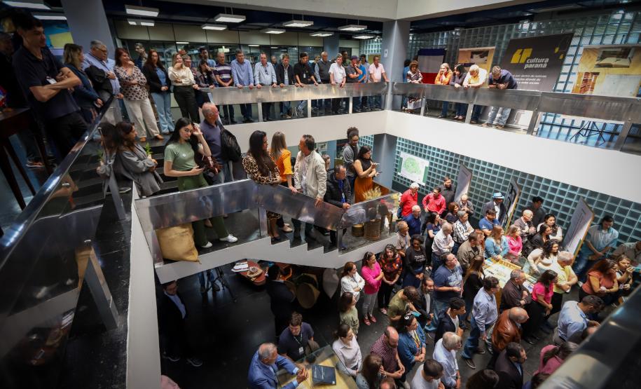 Em comemoração aos 80 anos de história, Secretaria da Agricultura lança exposição no Arquivo Público do Paraná