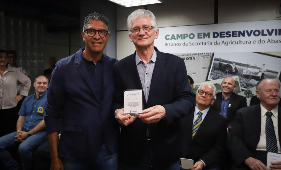 Em comemoração aos 80 anos de história, Secretaria da Agricultura lança exposição no Arquivo Público do Paraná