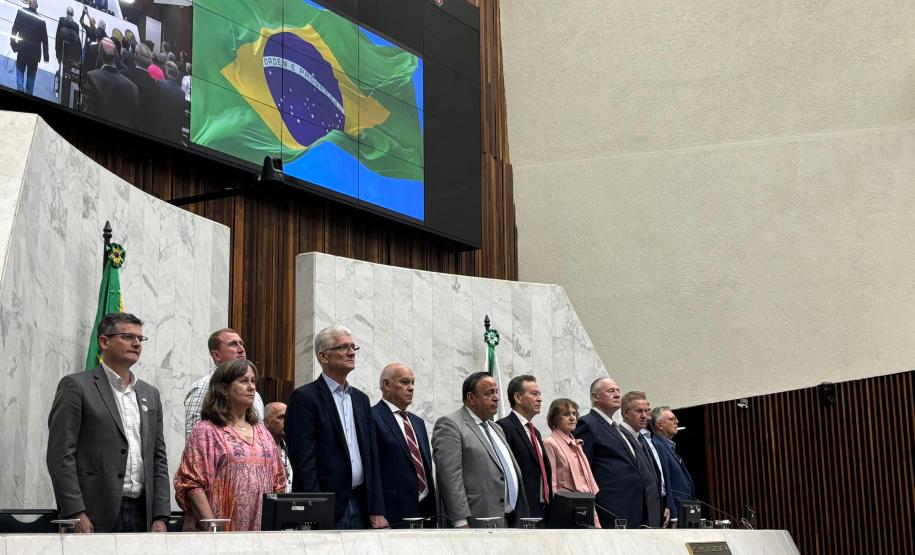 Em sessão solene, Assembleia homenageia os 80 anos da Seab