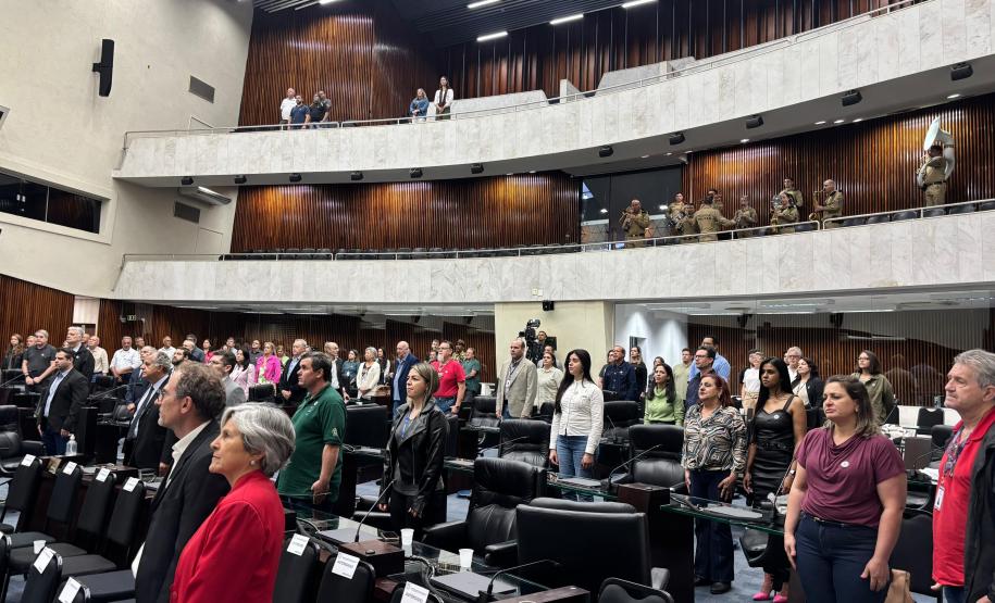 Assembleia homenageia os 80 anos da Secretaria da Agricultura em sessão solene