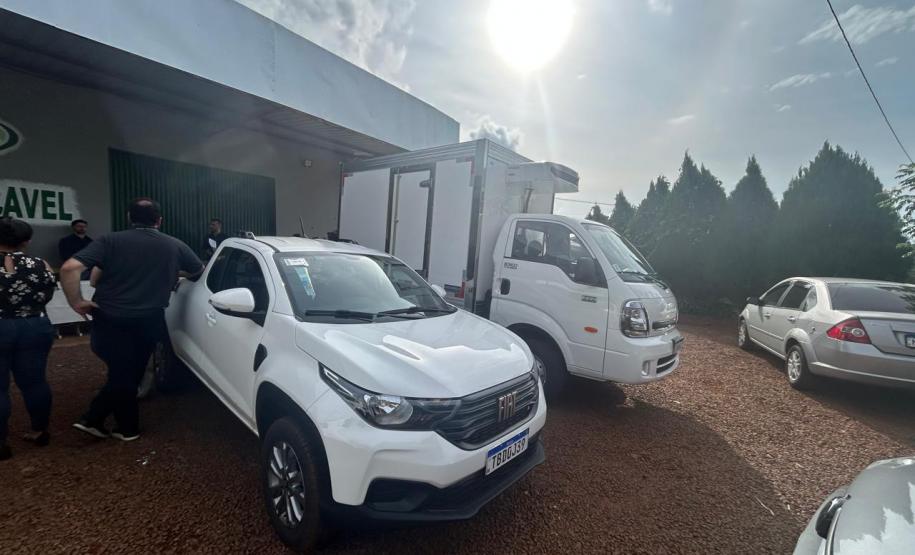 Cooperativa da agricultura familiar recebe equipamentos para produção de leite