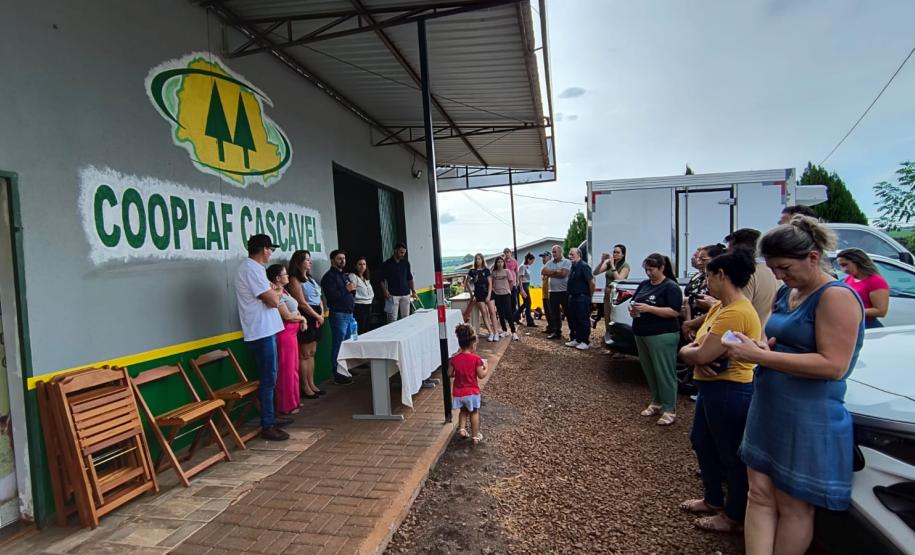 Cooperativa da agricultura familiar recebe equipamentos para produção de leite