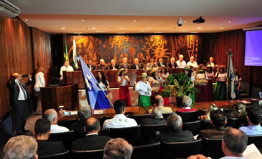 Seab participa de audiência pública sobre produção cafeeira Secretário participa de audiência pública sobre a produção cafeeira