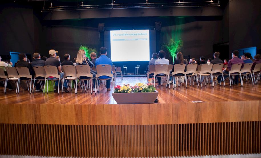 Paraná vai sediar feira mundial de produção animal em 2019 Paraná vai sediar feira mundial de produção animal em 2019