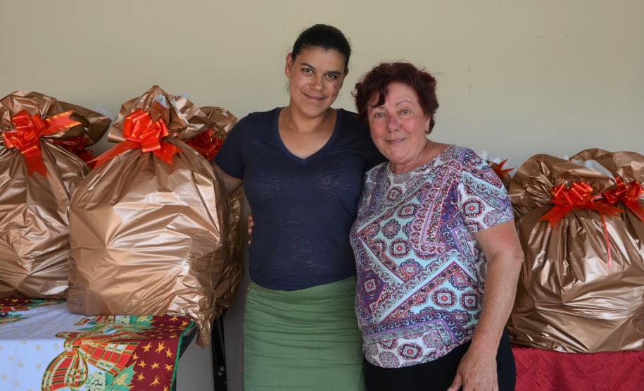 Seab entrega cestas de Natal para colaboradores terceirizados