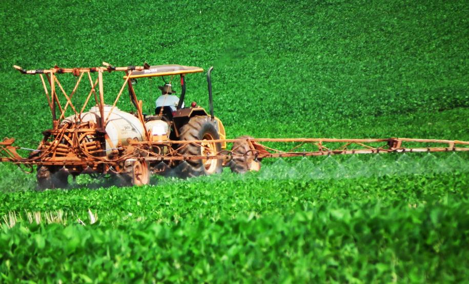 Adapar reafirma trabalho de fiscalização do uso de agrotóxicos Adapar reafirma trabalho de fiscalização do uso de agrotóxicos