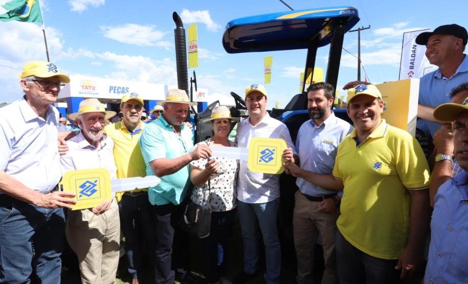 Governo quer ampliar programa que facilita compra de tratores Governo quer ampliar programa que facilita compra de tratores