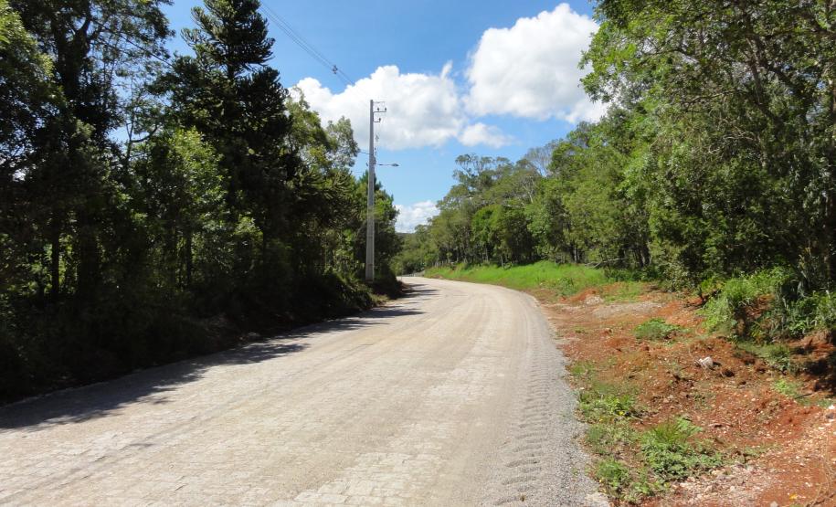 Pavimentação da Estrada Nova Tirol será concluída neste semestre