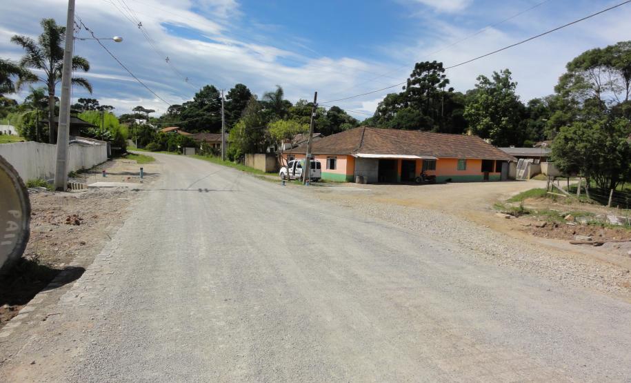 Pavimentação da Estrada Nova Tirol será concluída neste semestre