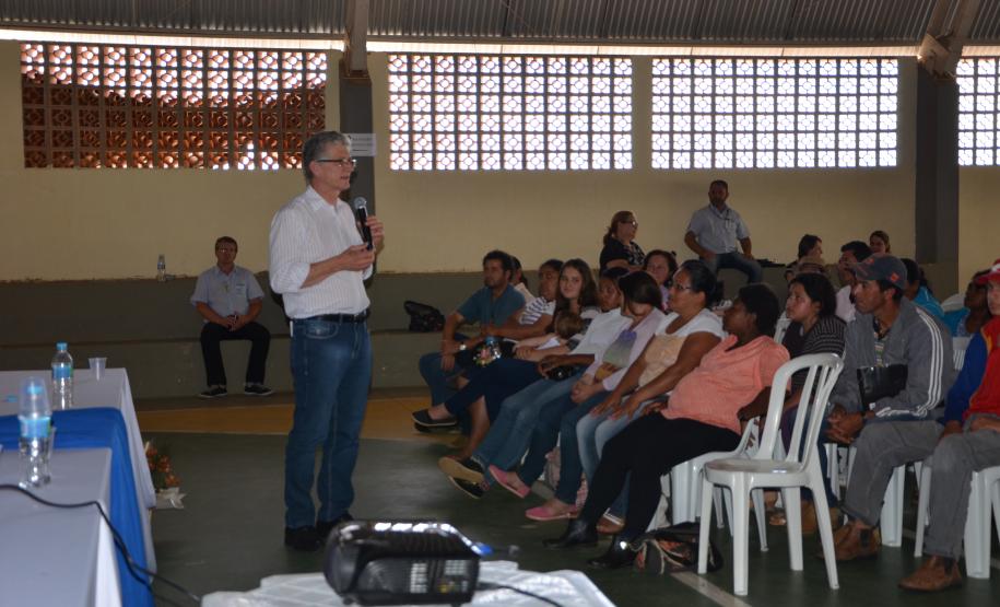Programa de Transferência de Renda para Agricultura Familiar é lançado em Imbaú lançamento do programa Renda paa Agricultura Familiar em Imbaú
