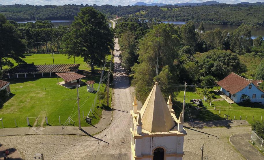 Governo entrega obra em estrada estratégica de Piraquara Governo entrega obra em estrada estratégica de Piraquara