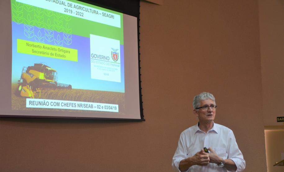 “Queremos fazer nossa agricultura cada vez mais competente e competitiva”, diz secretário “Queremos fazer nossa agricultura cada vez mais competente e competitiva”, diz secretário