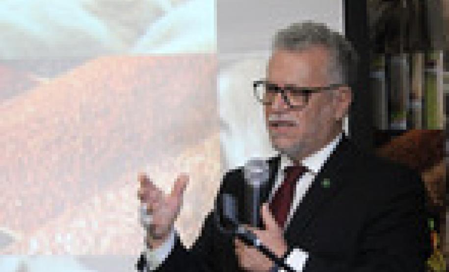 Paraná terá R$ 11,9 bilhões para financiamento da safra Paraná terá R$ 11,9 bilhões para financiamento da safra