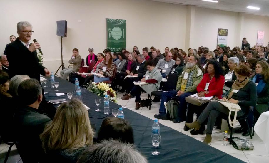 Estado discute propostas para segurança alimentar Estado discute propostas para segurança alimentar