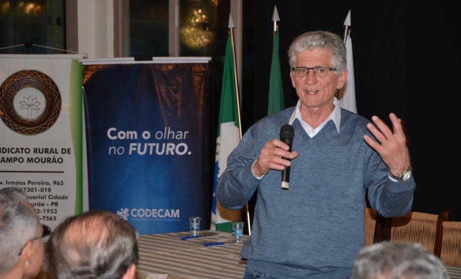 Ao participar do 1º. Fórum do Agronegócio, Tecnologia e Inovação, em Campo Mourão, o secretário da Agricultura, Norberto Ortigara, disse que nova revolução inclui robotização, drones e inteligência artificial, além da biotecnologia.