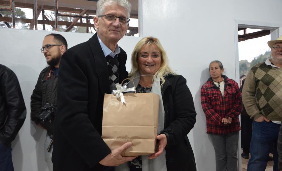 Agudos do Sul inaugura unidade de processamento de alimentos