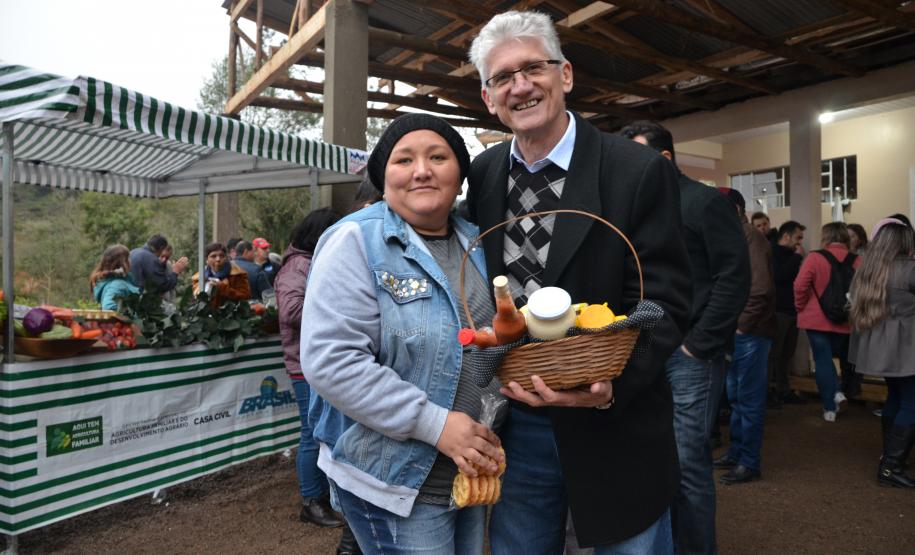 Agudos do Sul inaugura unidade de processamento de alimentos