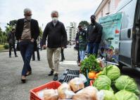 Governo inicia entrega de alimentos do programa Compra Direta Paraná