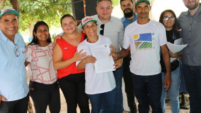 Crédito Fundiário facilita contratos para famílias mais pobres nos cartórios