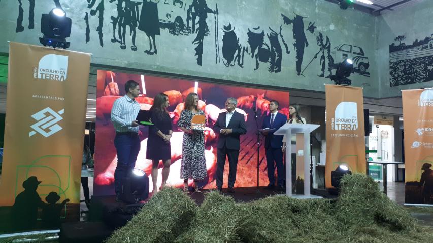 Orgulho da Terra chega à quinta edição e premia produtores e extensionistas de todo o Paraná