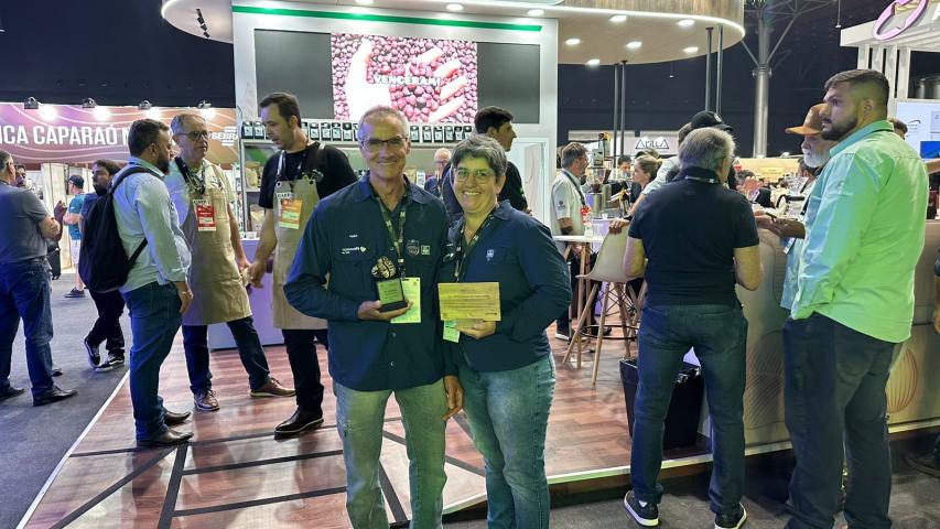 Produtores paranaenses ganham prêmios e abrem novos mercados na Semana Internacional do Café