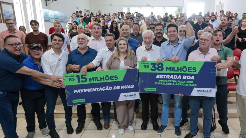  Estado libera R$ 49,9 milhões para pavimentar estradas rurais e ruas urbanas de Roncador