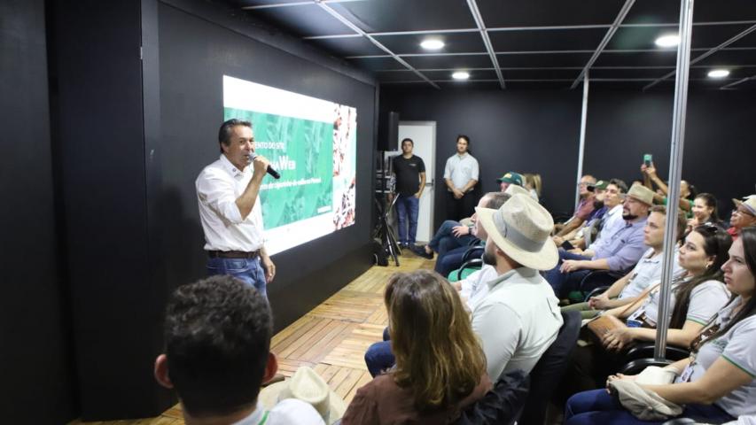 Paraná lança plataforma CigarrinhaWeb para reforçar combate à cigarrinha-do-milho no Show Rural
