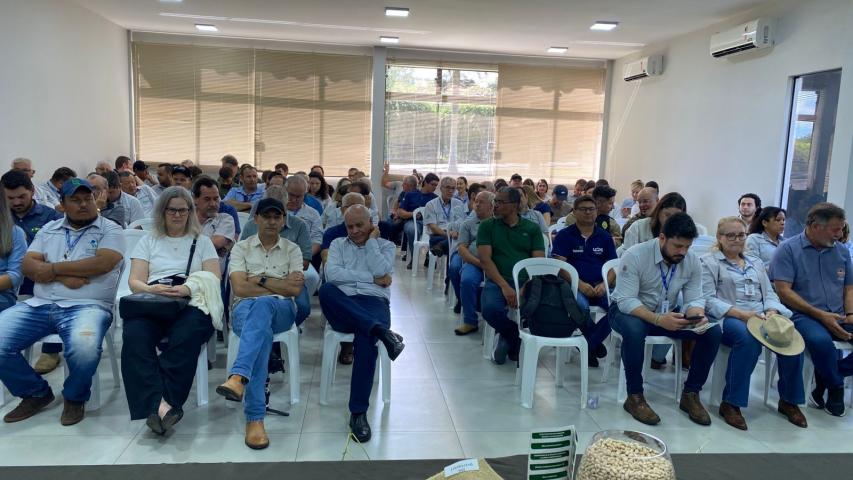  IDR-Paraná lança em Ponta Grossa a cultivar de feijão IPR Quiriquiri 