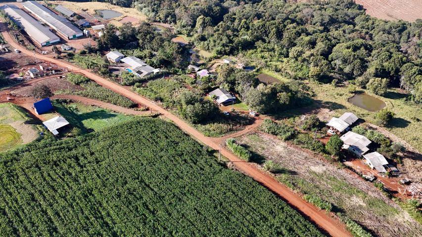  Com obras em diversas áreas, Dois Vizinhos recebe R$ 114 milhões do Estado para investimentos incluindo estradas rurais