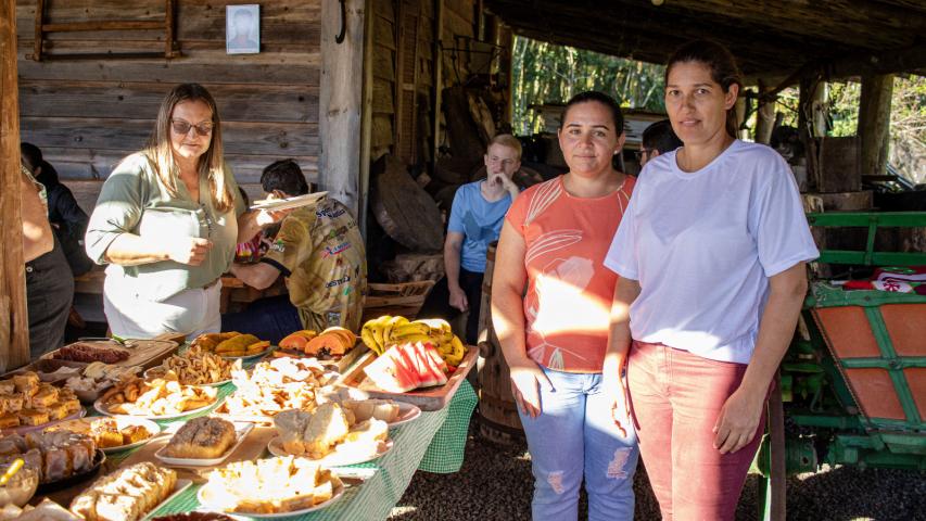  Mulheres de Rio Bonito do Iguaçu superam dificuldades e conquistam mercado 